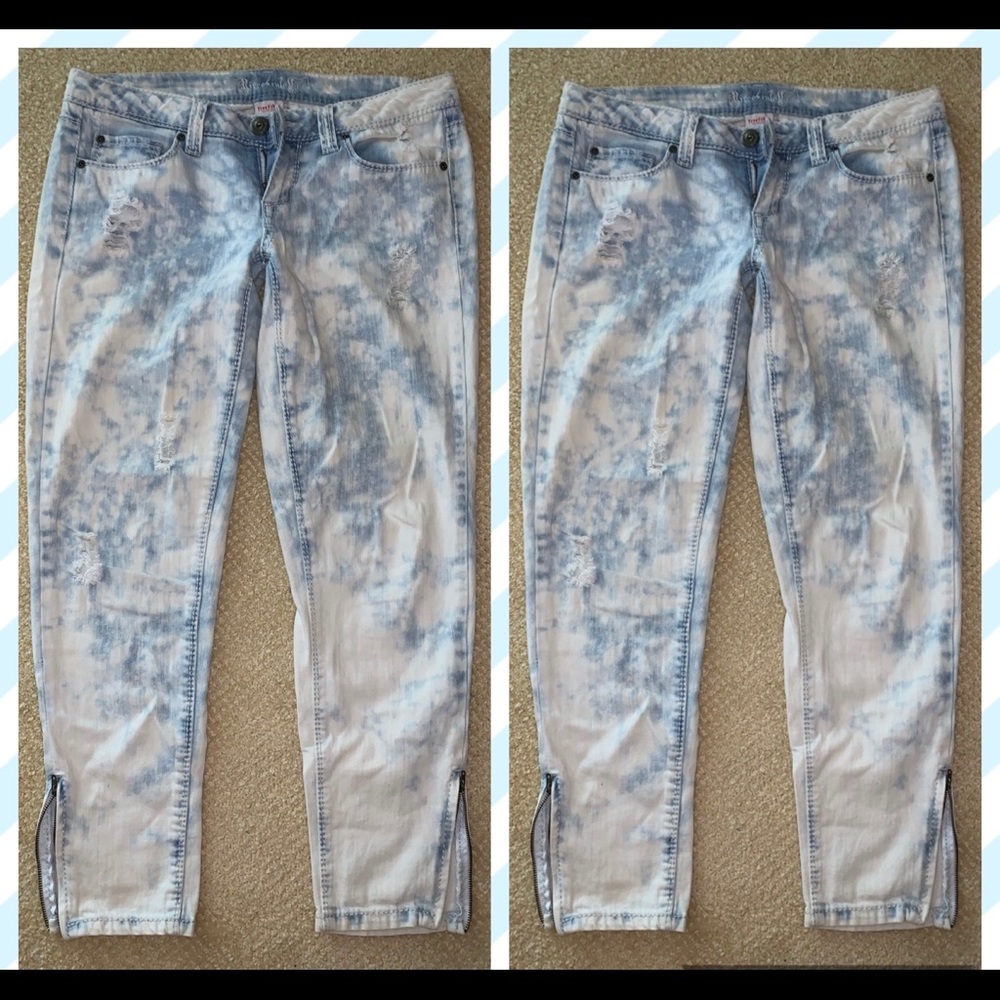 Freestyle Revolution Ripped/Acid Wash Jeans 7